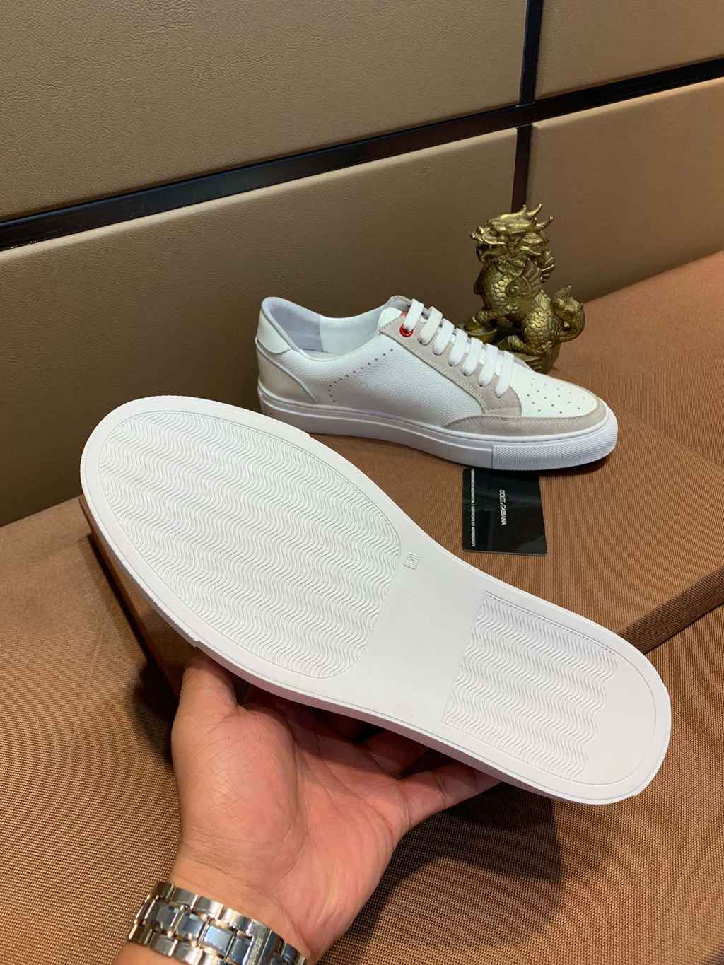 D*G sneaker